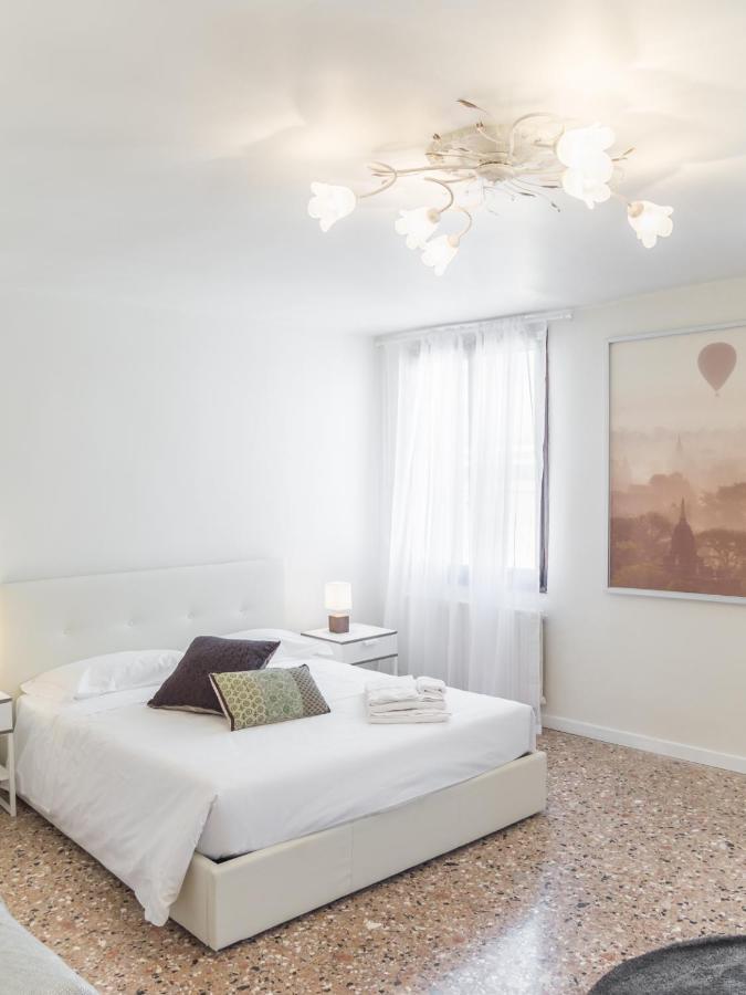 Penthouse Dream Apartments By Wonderful Italy Венеция Экстерьер фото